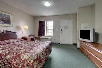 Intown Suites Extended Stay Charlotte Nc -East Independence Esterno foto